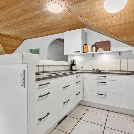 4 Bedroom Pet Friendly In Blavand Feriehus